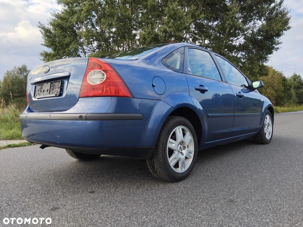 Ford Focus 1.6 Ghia - 7