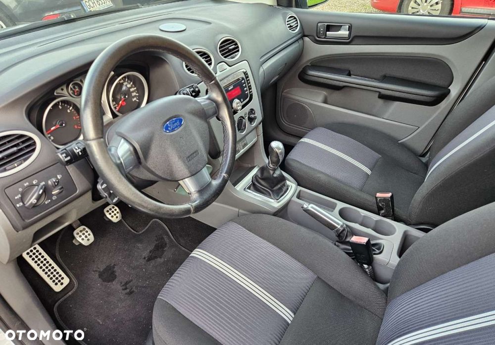 Ford Focus - 7