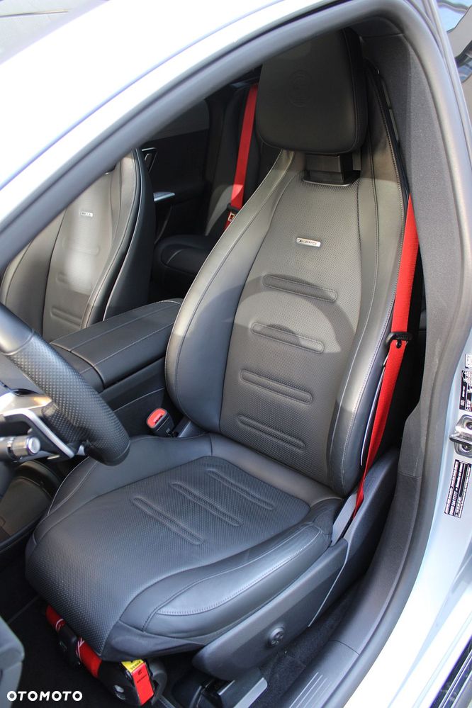 Mercedes-Benz EQE AMG 43 90.5kWh 4-Matic+ - 9