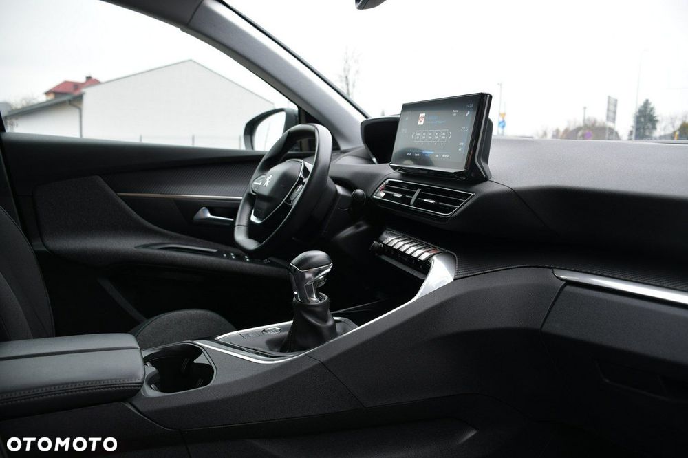 Peugeot 3008 1.2 PureTech Active Pack S&S - 20