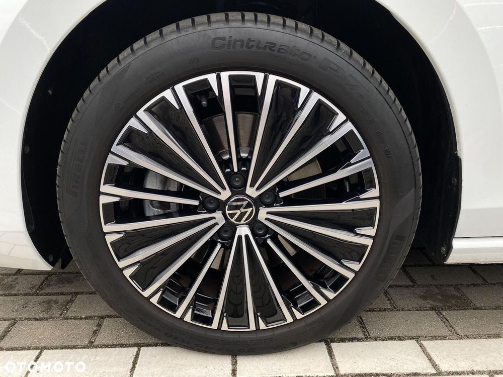 Volkswagen Passat Variant 2.0 TDI SCR 4Mot Elegance DSG - 39