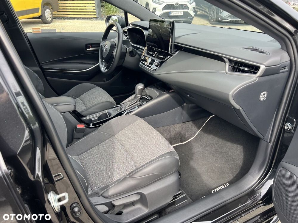 Toyota Corolla 1.8 Hybrid Style - 23