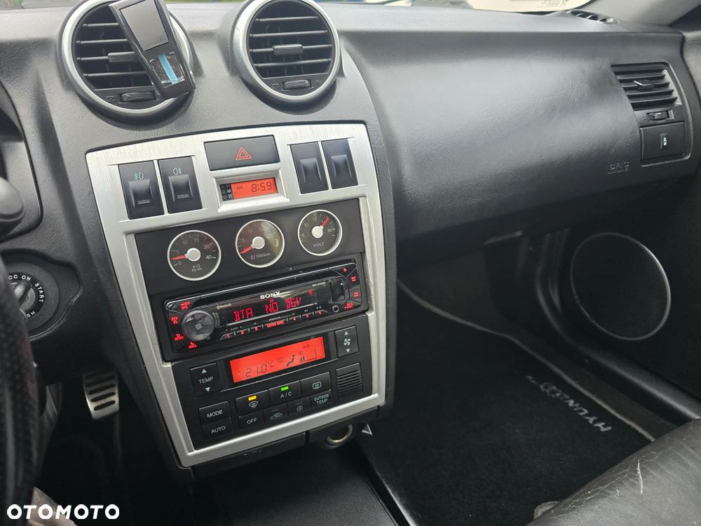 Hyundai Coupe 2.0 Middle - 25