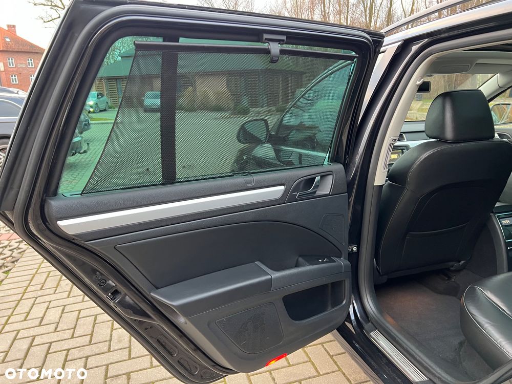 Skoda Superb 2.0 TDI DSG Elegance - 19