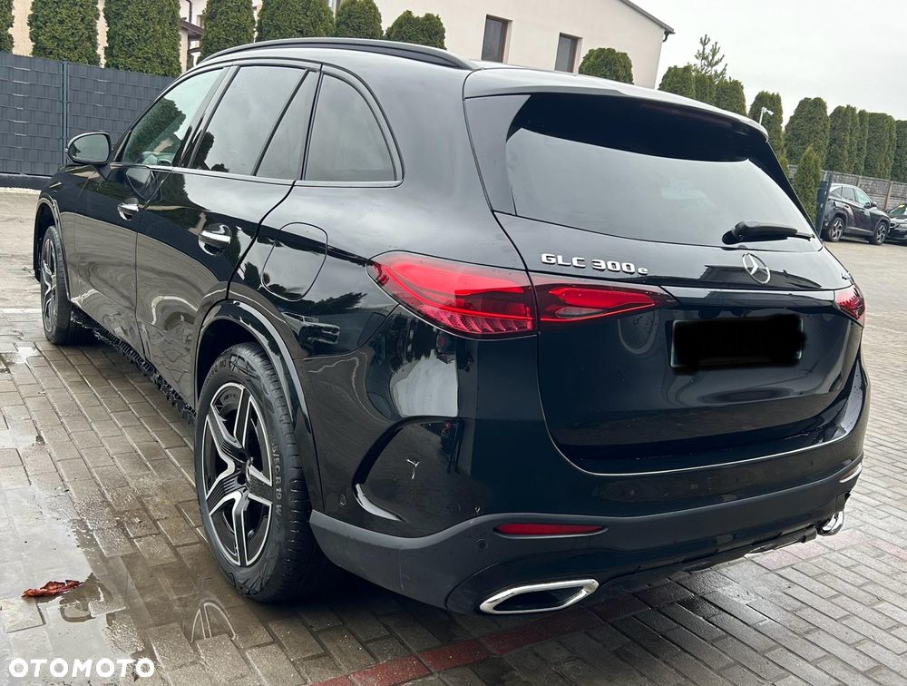 Mercedes-Benz GLC - 4