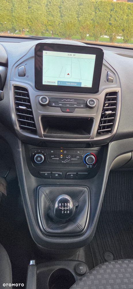 Ford Transit Connect - 11