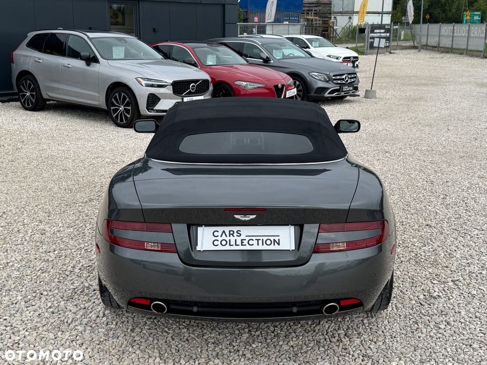 Aston Martin DB9 - 5