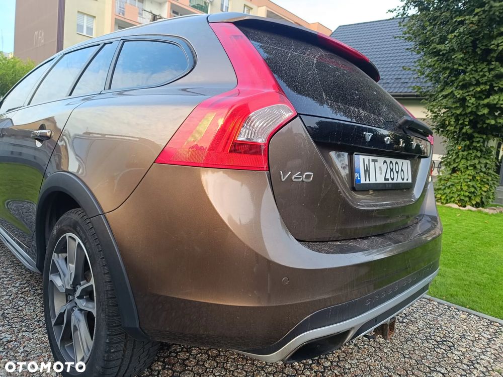 Volvo V60 Cross Country T5 AWD Summum - 7