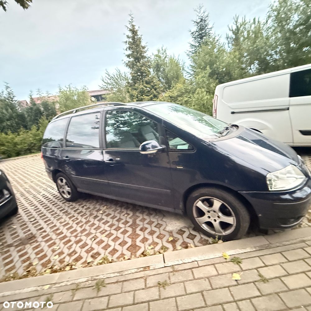 Volkswagen Sharan 2.0 TDI Trendline - 3