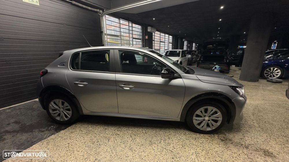 Peugeot e-208 E-Style - 2