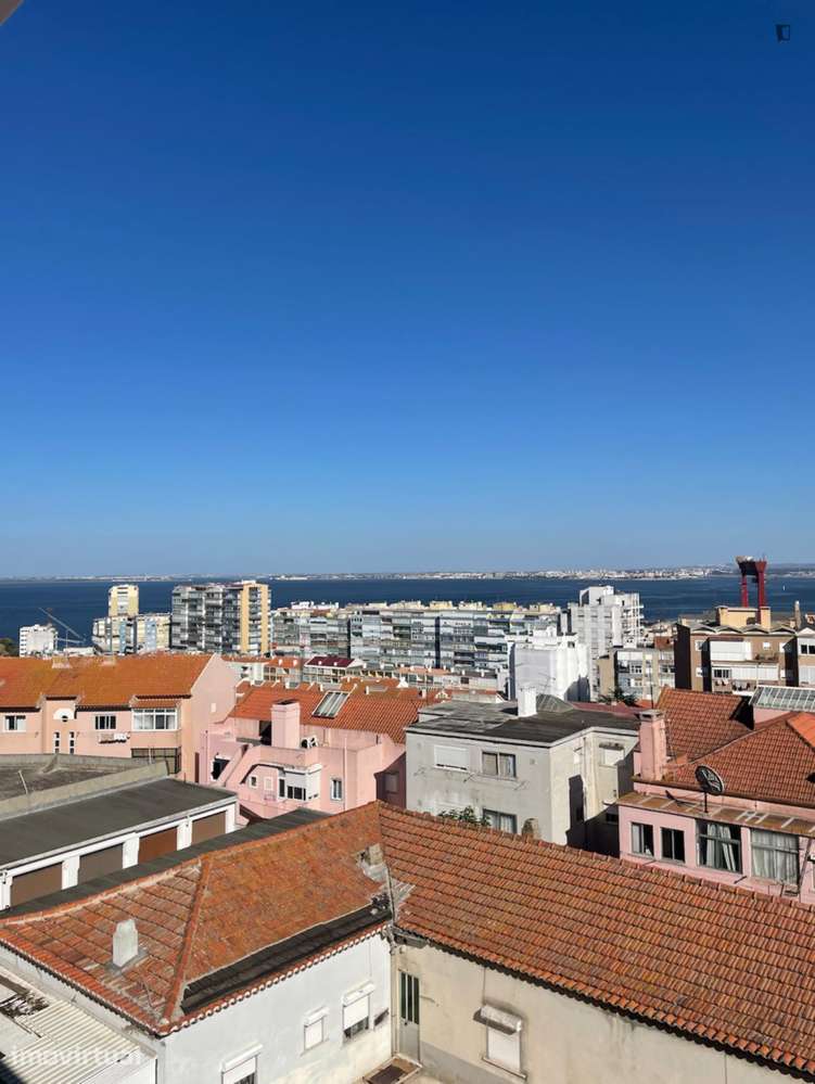 Quarto - localizado em Almada Lisbon - Grande imagem: 5/15
