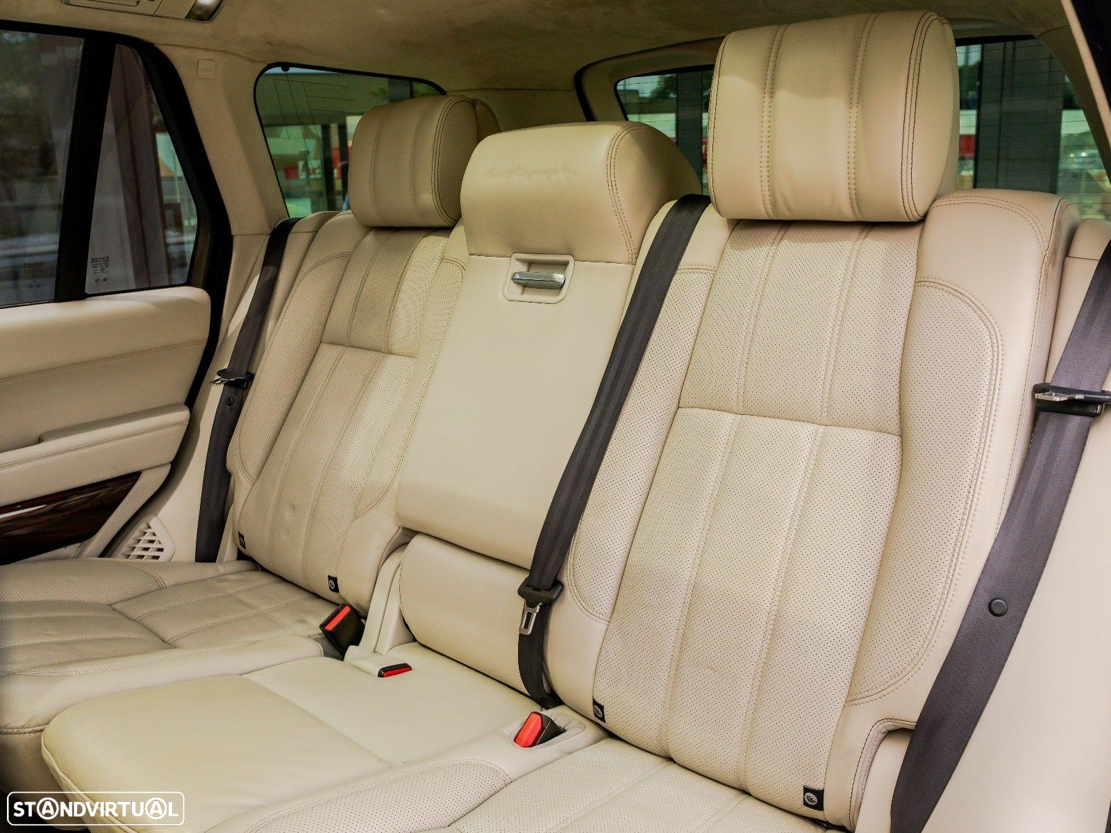 Land Rover Range Rover RR.3.0 SDV6 HEV Autobiography - 9