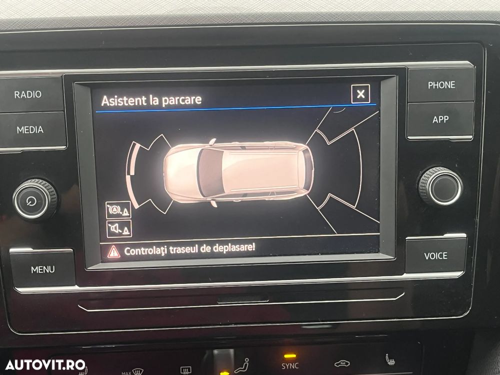 Volkswagen Passat 2.0 TDI DSG Comfortline - 21