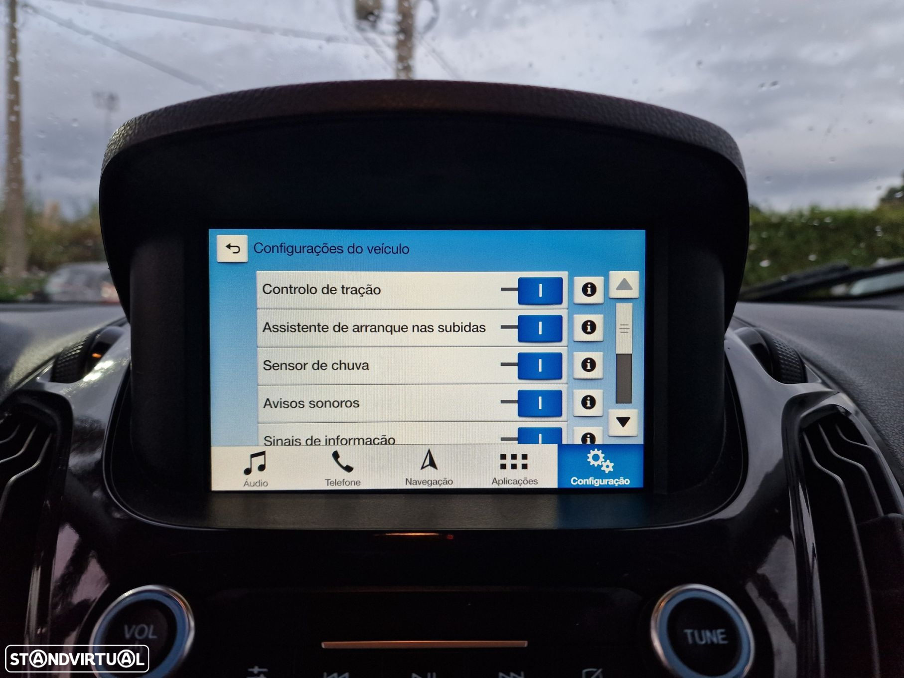 Ford Tourneo Courier 1.0 EcoBoost Titanium - 33