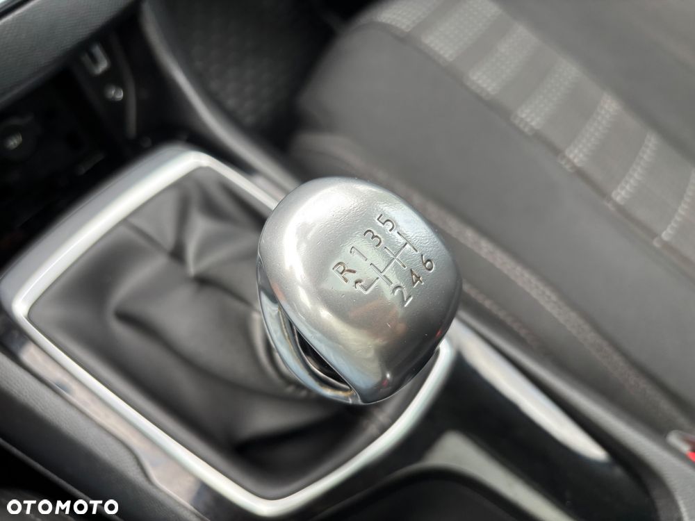 Peugeot 308 - 18