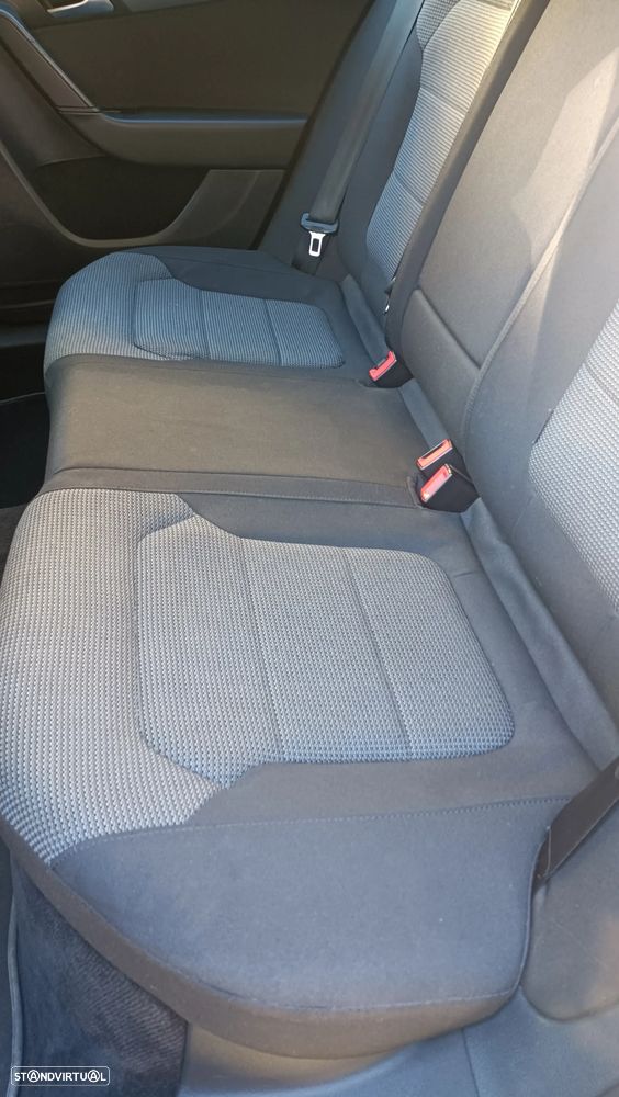 VW Passat 2.0 TDI Confortline - 2