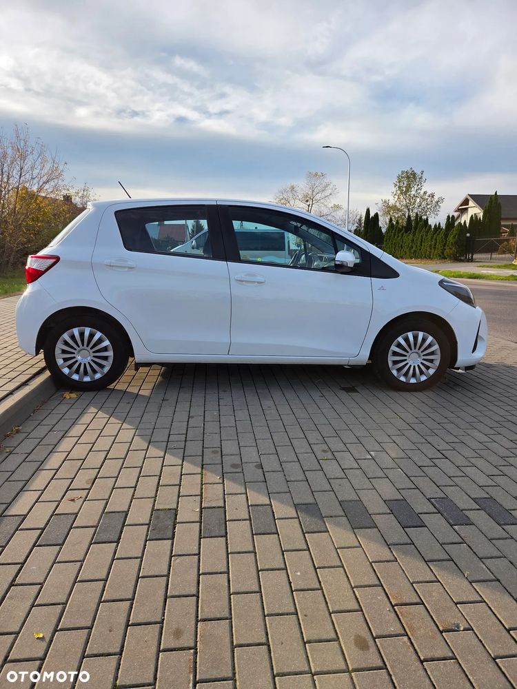 Toyota Yaris 1.5 Active - 12