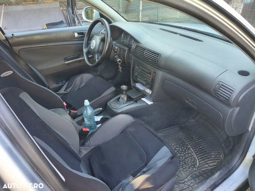 Volkswagen Passat 1.9TDI Comfortline - 8