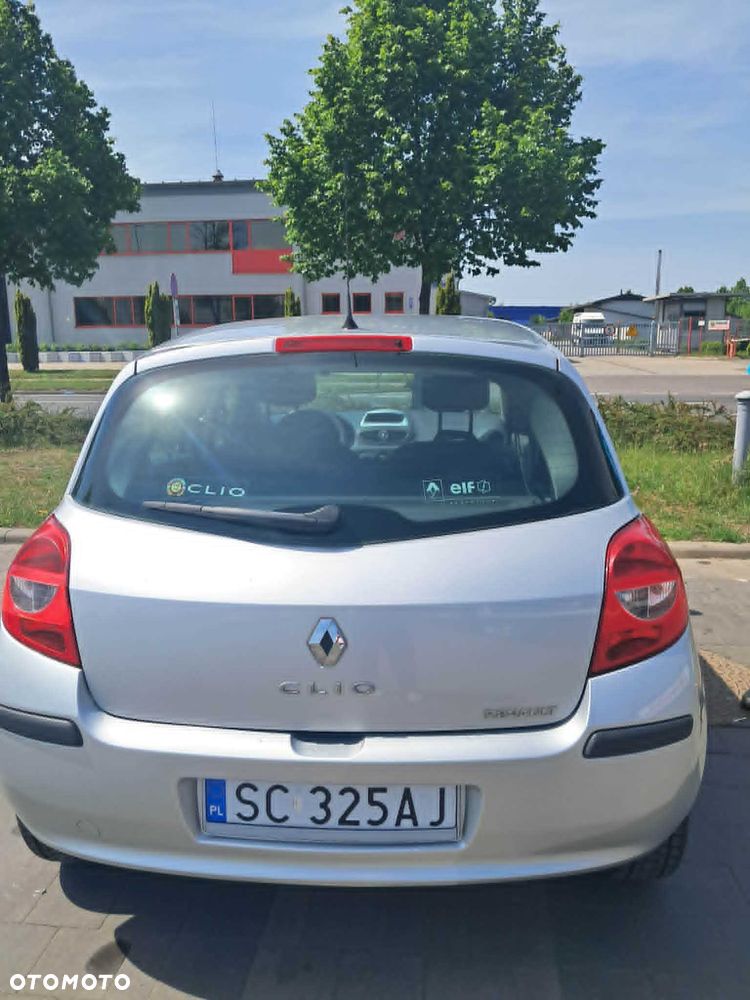 Renault Clio - 3