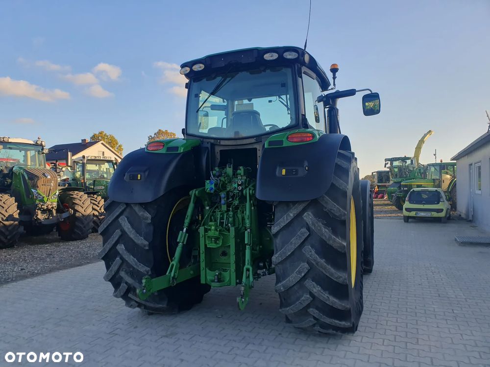 John Deere 6210 R - 4