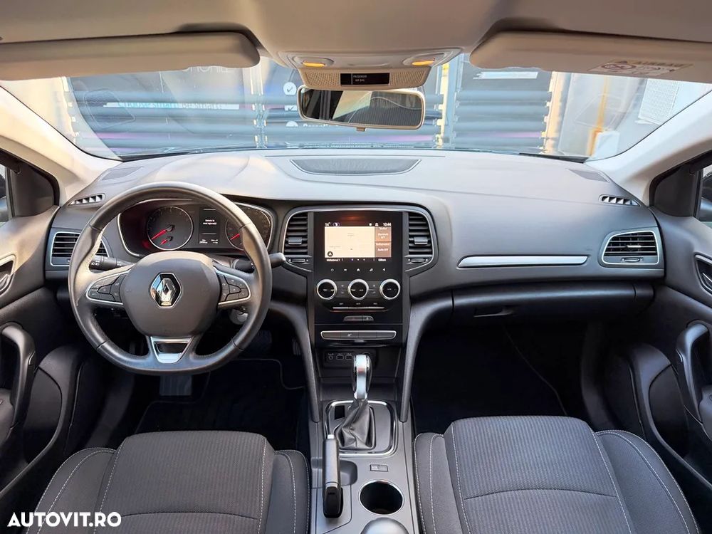 Renault Megane TCe 140 GPF EDC Equilibre - 11