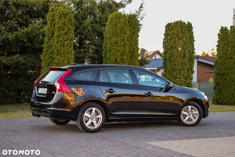 Volvo V60 D3 Summum - 9