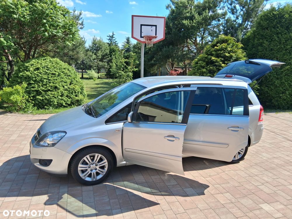 Opel Zafira 1.8 Family Plus - 6