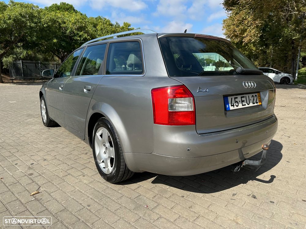 Audi A4 Avant 1.9 TDI - 8