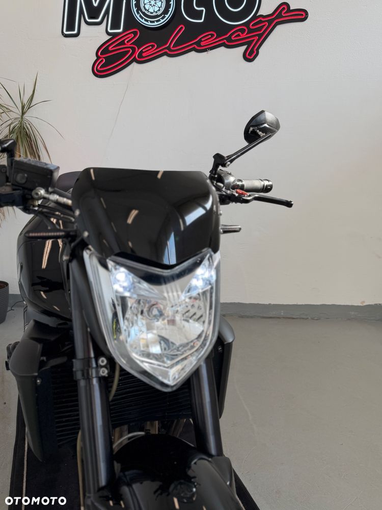 Yamaha FZ - 9