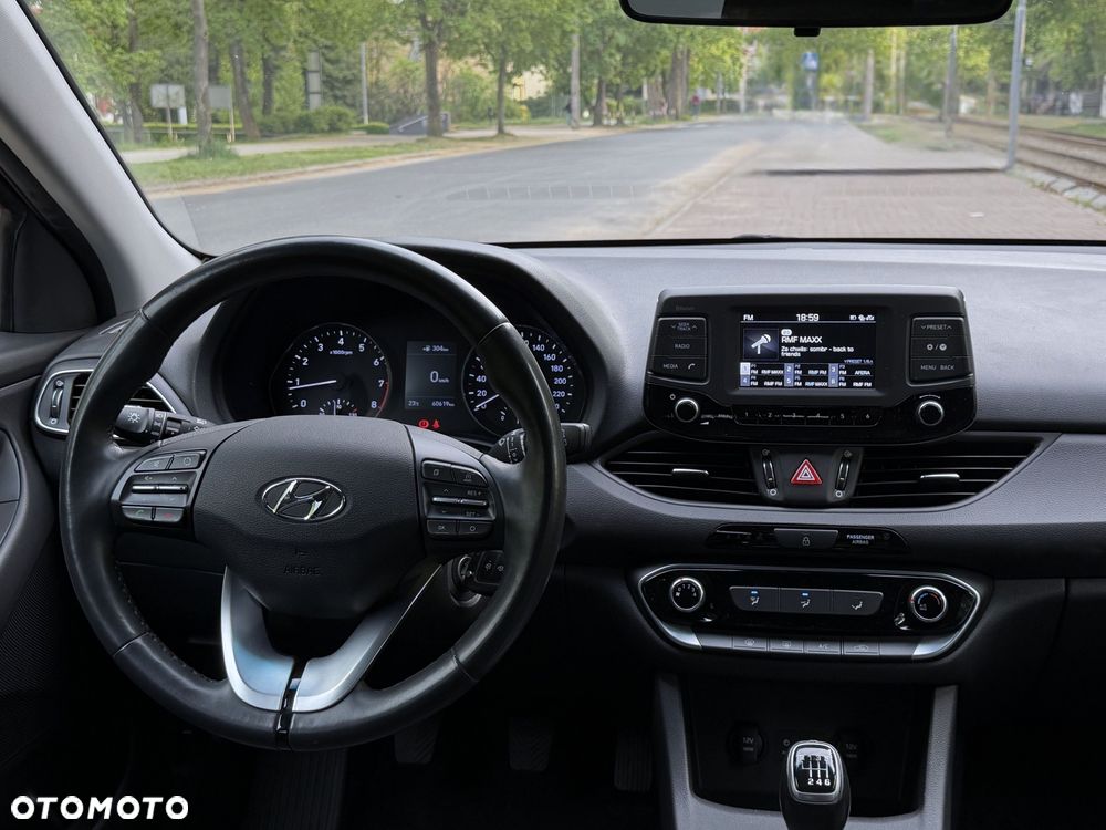 Hyundai i30 1.4 Comfort - 7