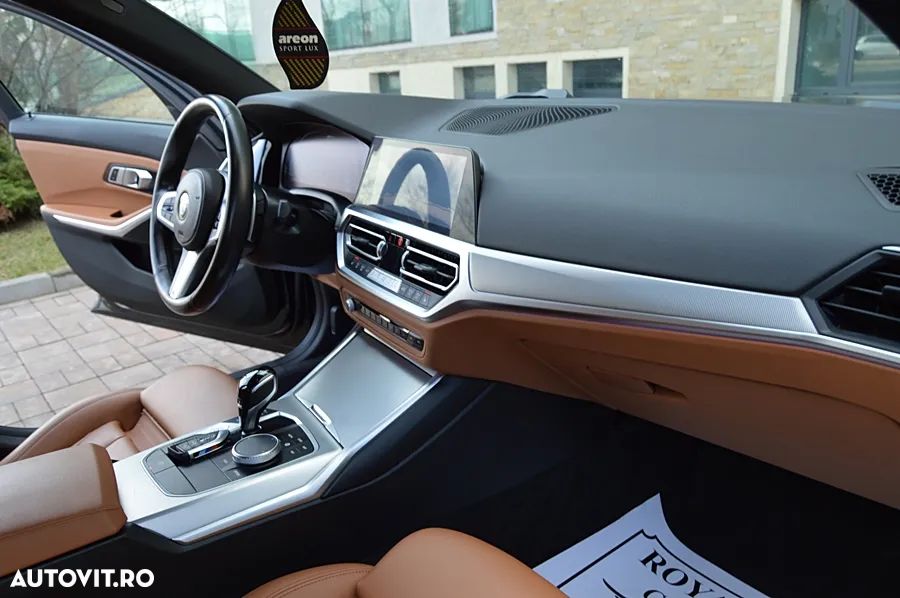 BMW Seria 3 320e Aut. M Sport - 31