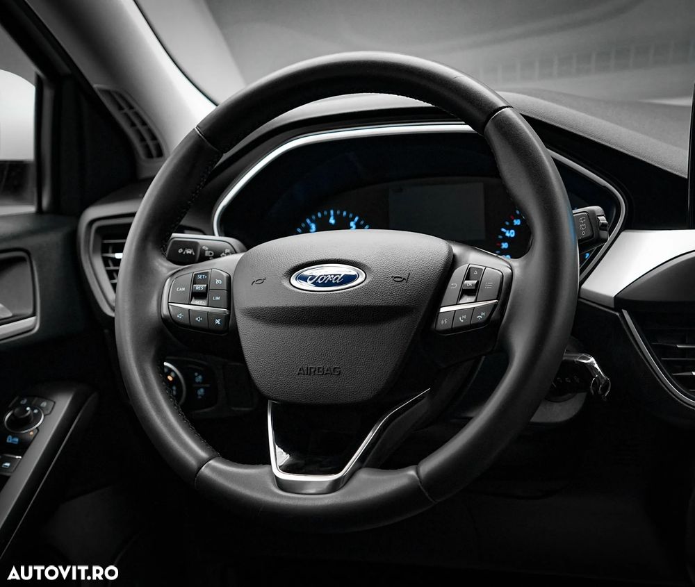 Ford Focus 1.5 EcoBlue Start-Stopp-System Aut. TITANIUM STYLE - 16