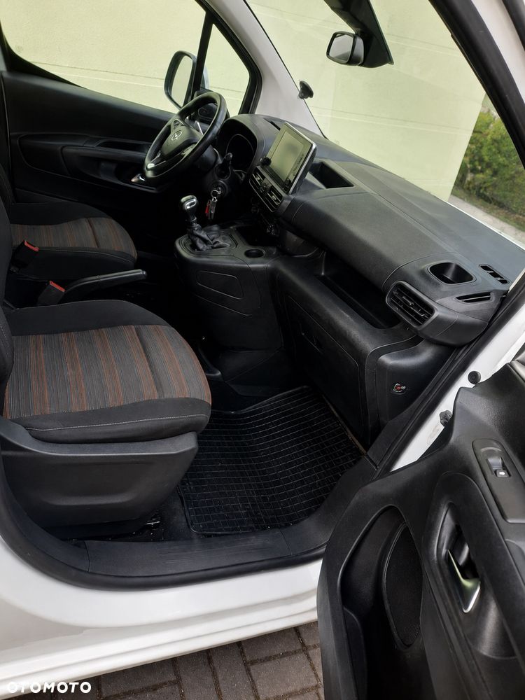 Opel Combo 1.2 Turbo Edition S&S - 6