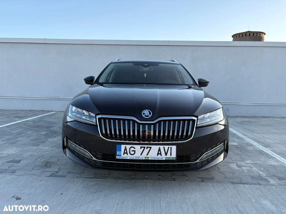 Skoda Superb Combi 2.0 TDI DSG Style - 11
