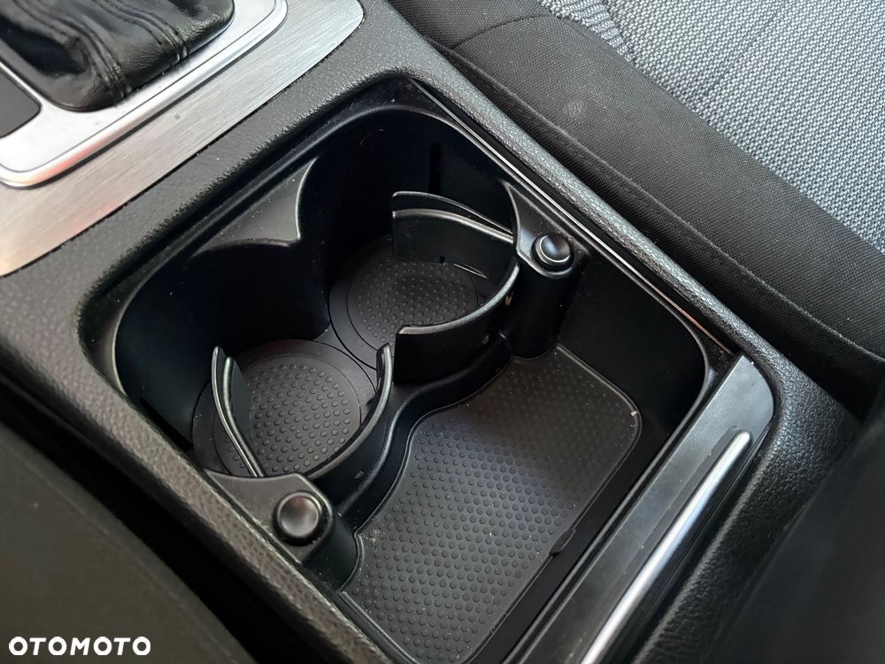 Volkswagen Passat 2.0 TDI Comfortline DSG - 20