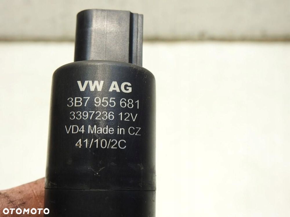 POMPKA SPRYSKIWACZA LAMPY VW SHARAN II 3B7955681 - 6
