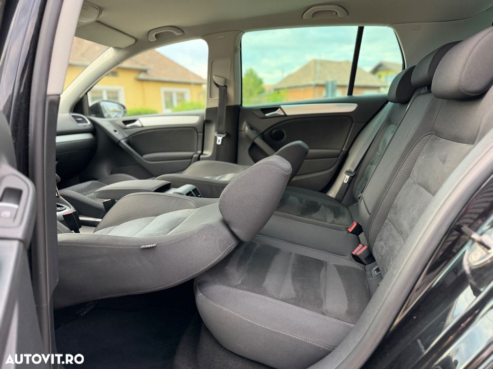 Volkswagen Golf - 12