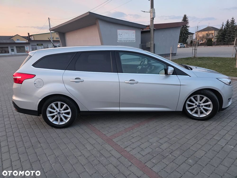 Ford Focus SW 2.0 TDCi Titanium ASS - 11