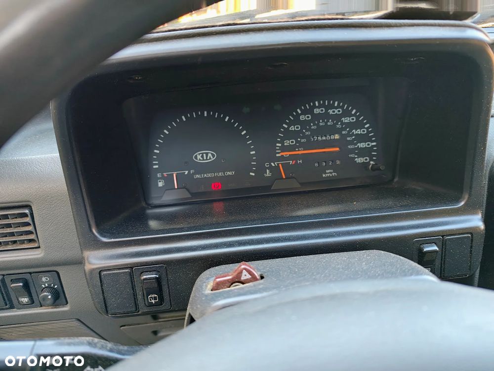 Kia Pride 1.3 - 7