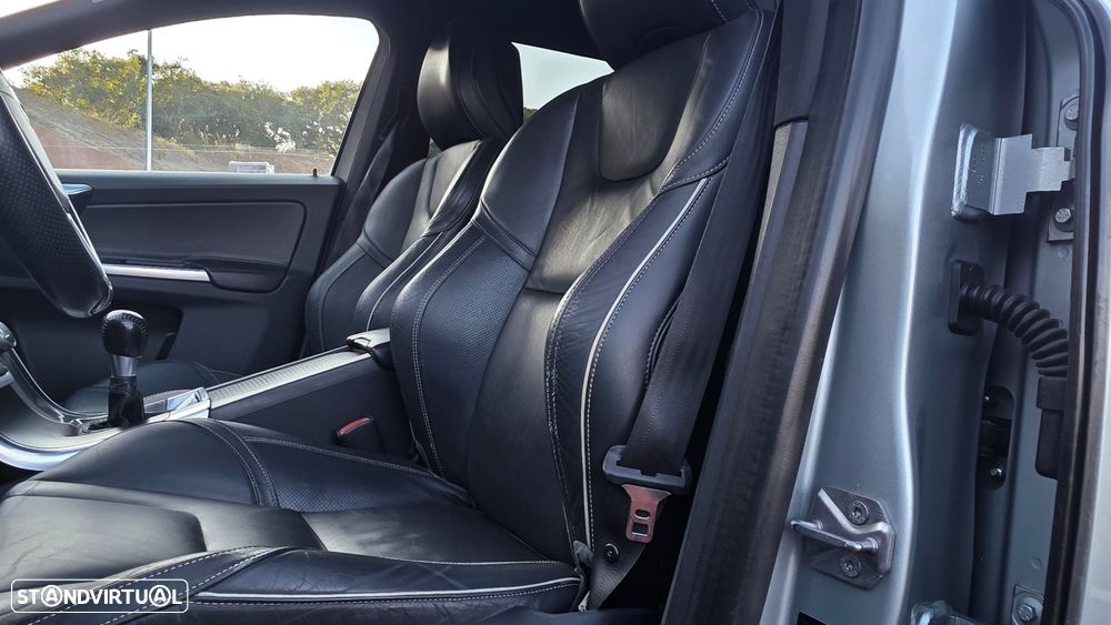Volvo XC 60 2.4 D5 R-Design AWD S/S 139g - 14