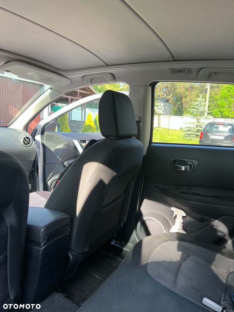 Nissan Qashqai - 11