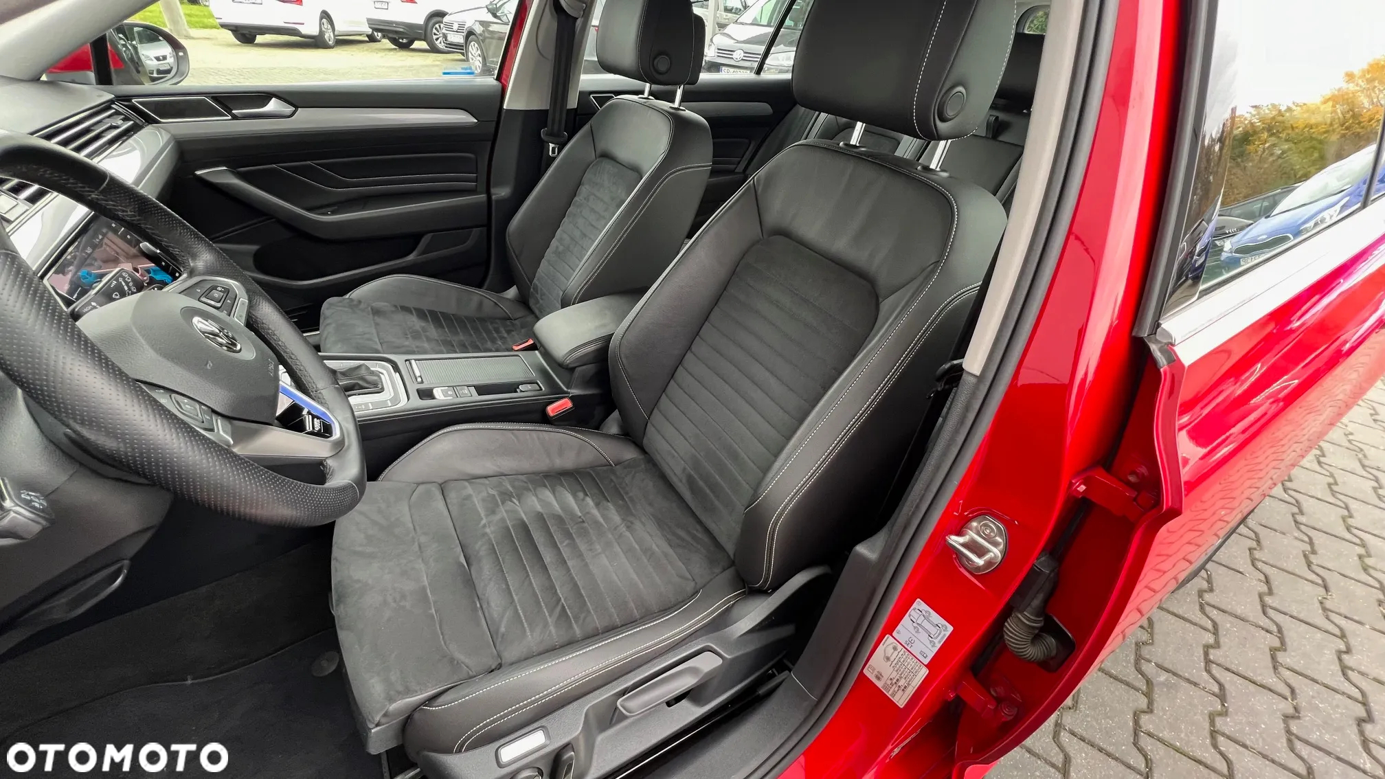 Volkswagen Passat - 21