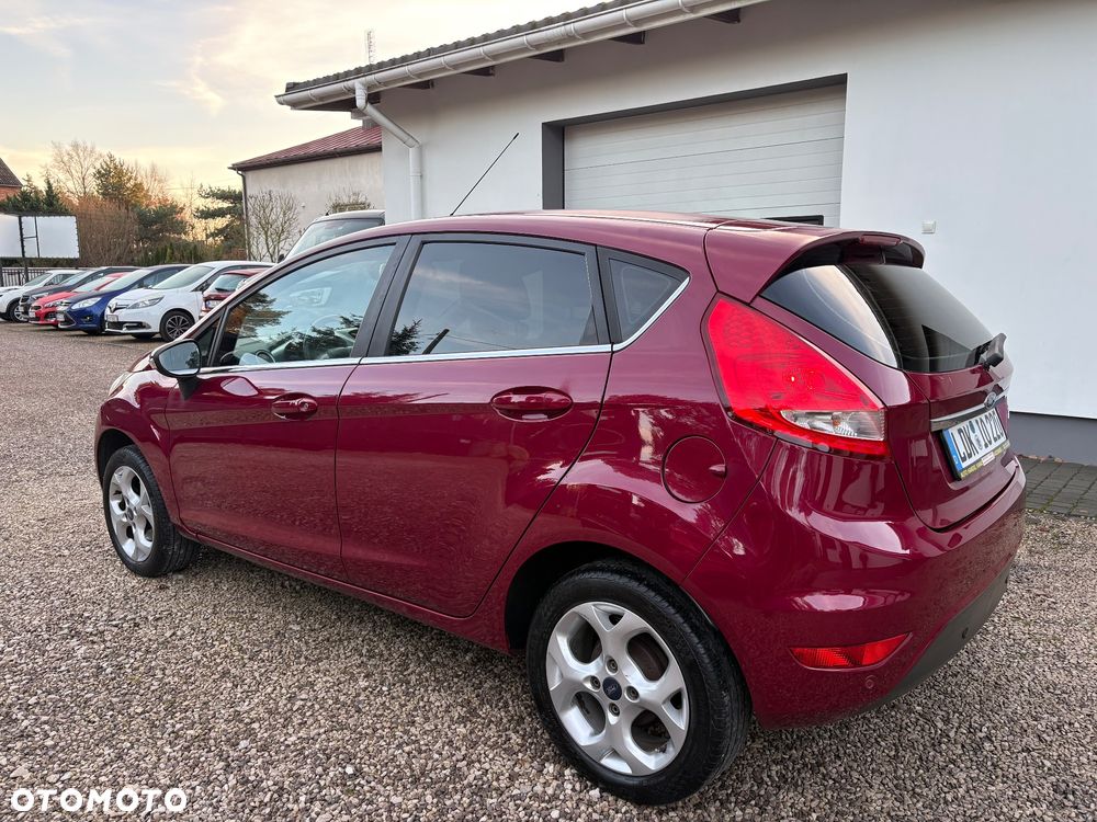 Ford Fiesta 1.4 Champions Edition - 5