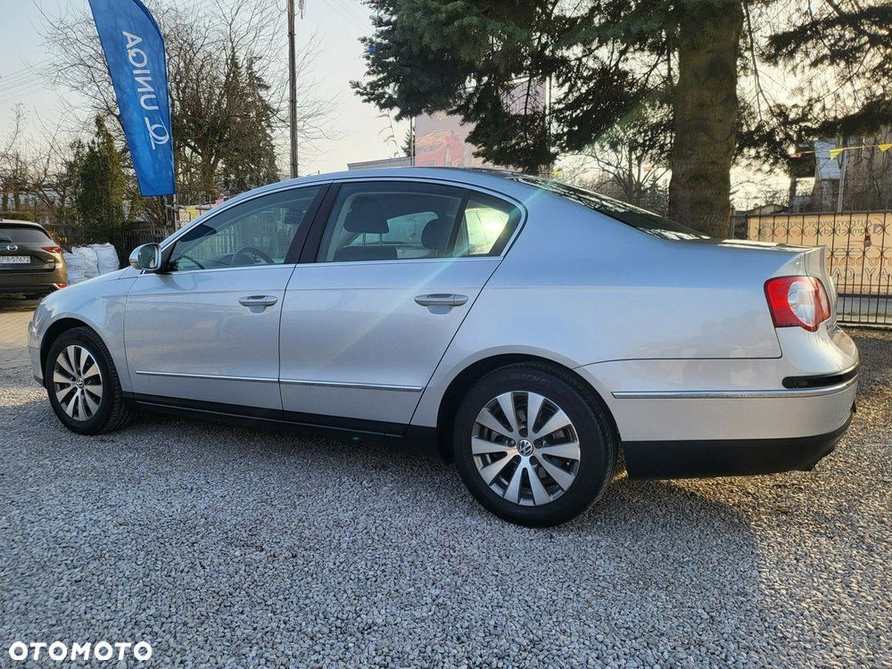 Volkswagen Passat - 7