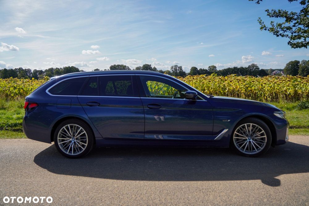 BMW Seria 5 530e Luxury Line - 9