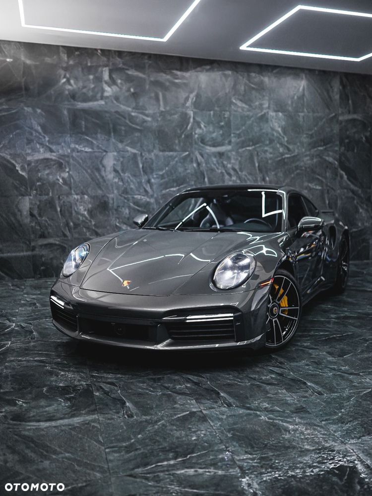 Porsche 911 Turbo S - 2