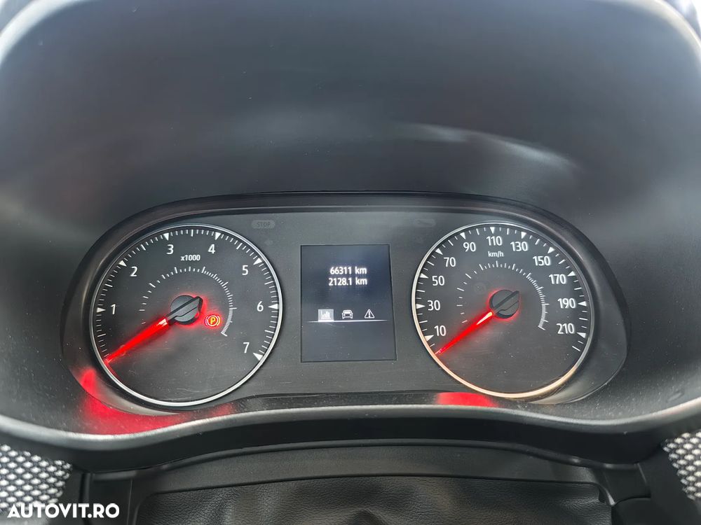 Dacia Sandero TCe 90 CVT Comfort - 9