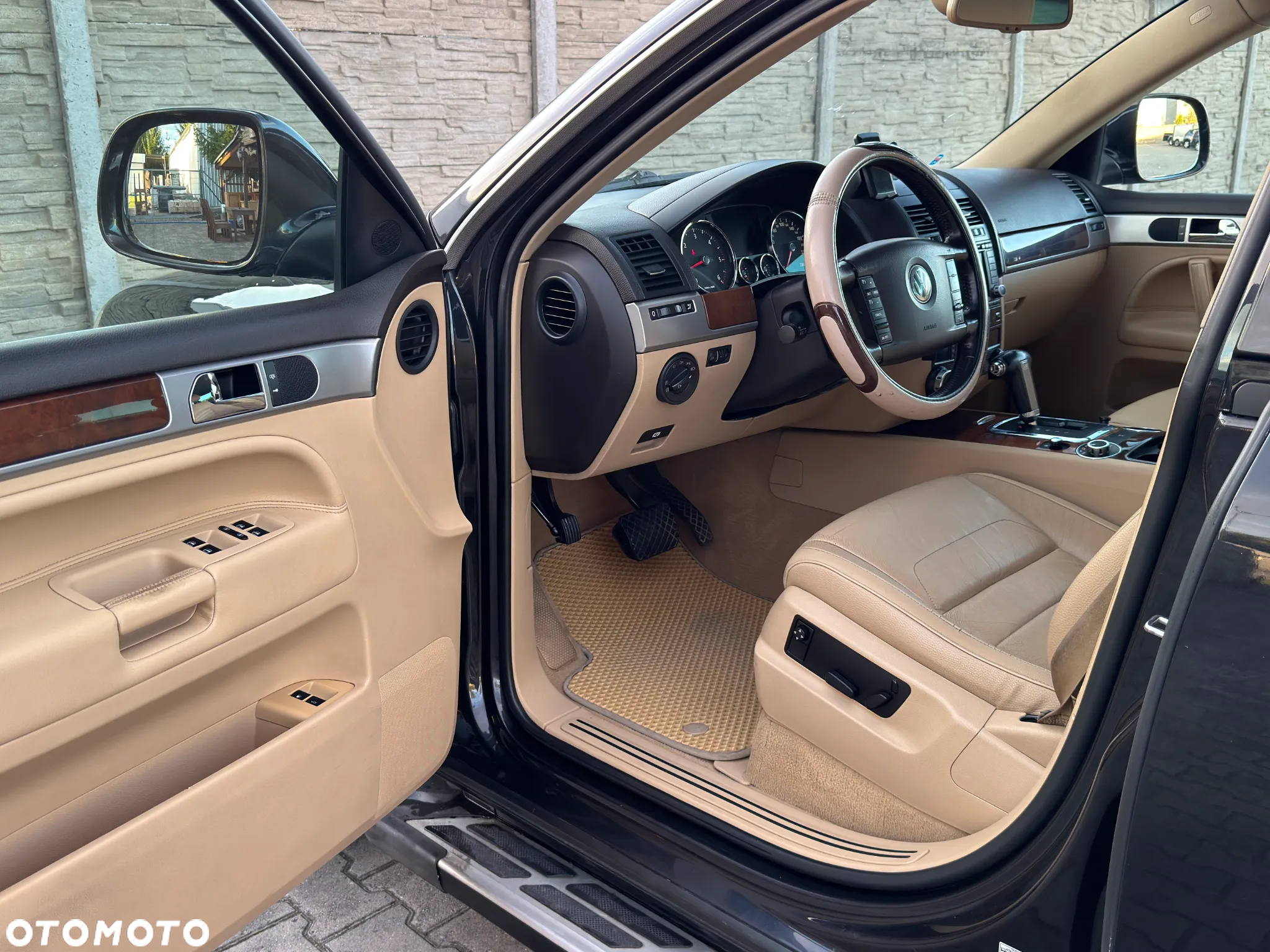 Volkswagen Touareg - 10