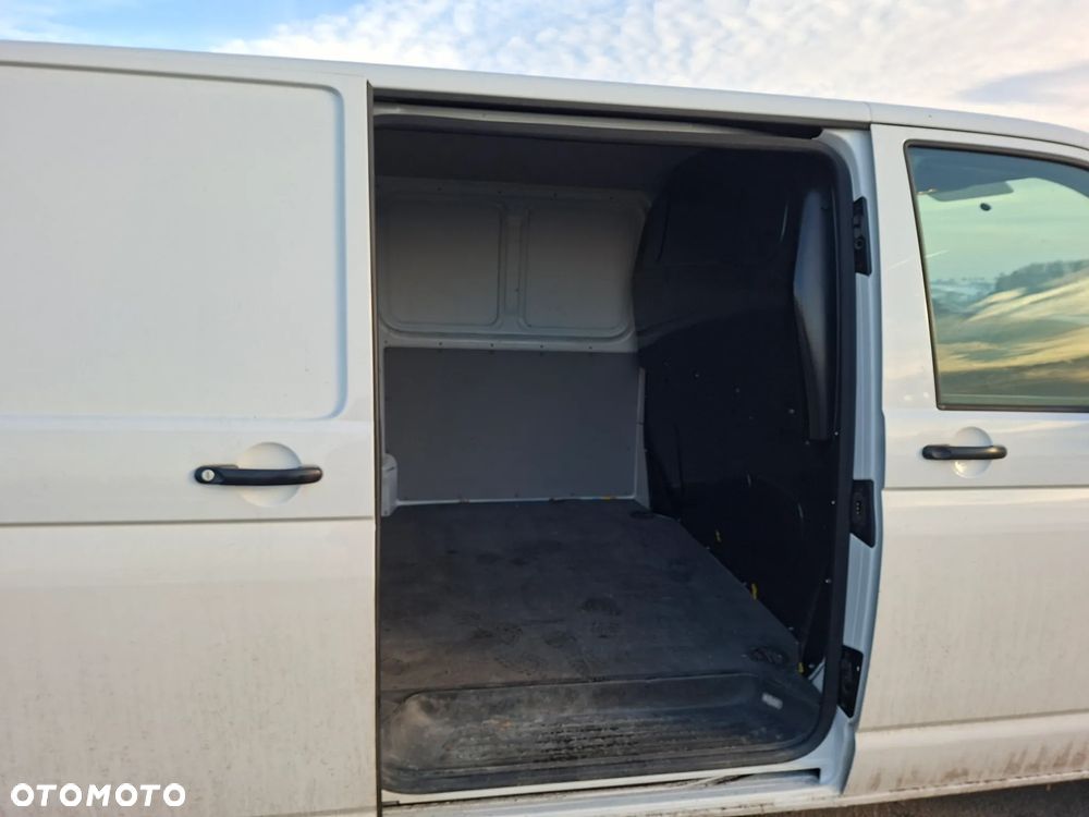 Volkswagen Transporter T6 - 7