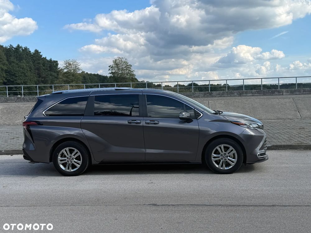 Toyota Sienna 3.5 V6 - 32